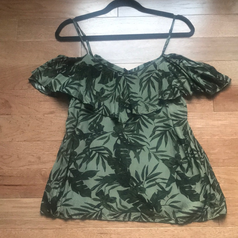 Old Navy Topical Top - Picture 2 of 8